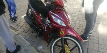 14 yaşındaki ehliyetsiz motosiklet sürücüsü otomobille çarpıştı: 2 yaralı