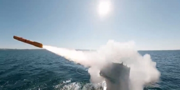 İnsansız silahlı deniz aracı MARLİN'den seyir füzesi