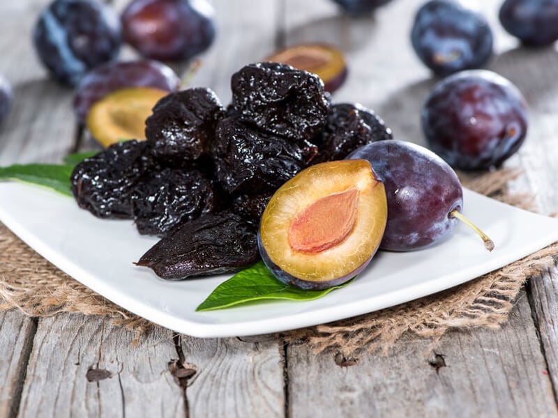 Kuru erik besin değeri