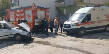 Adıyaman'da iki otomobilin çarpıştığı kazada 1 kişi yaralandı