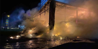 Kuruyemiş deposunda yangın