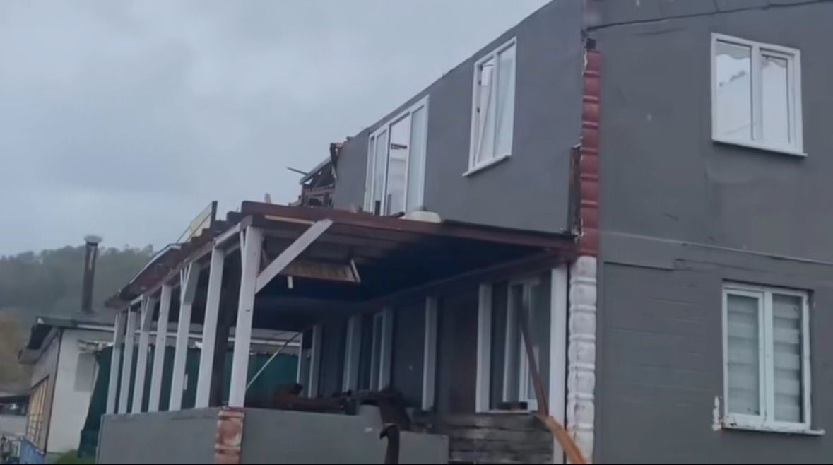 1729196216 17 Akcakocada Firtina Dalgalar 5 Metreyi Gecti Fırtınanın Etkileri