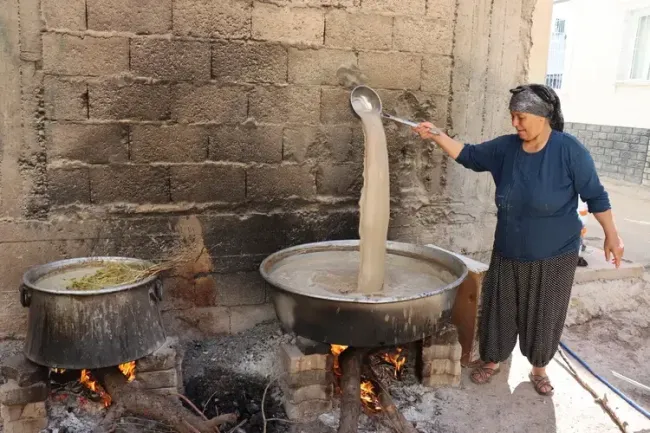 1729235863 391 Pekmezi Guclendiren Sir Zencefil.webp 670a13924b741637164caf62.webp