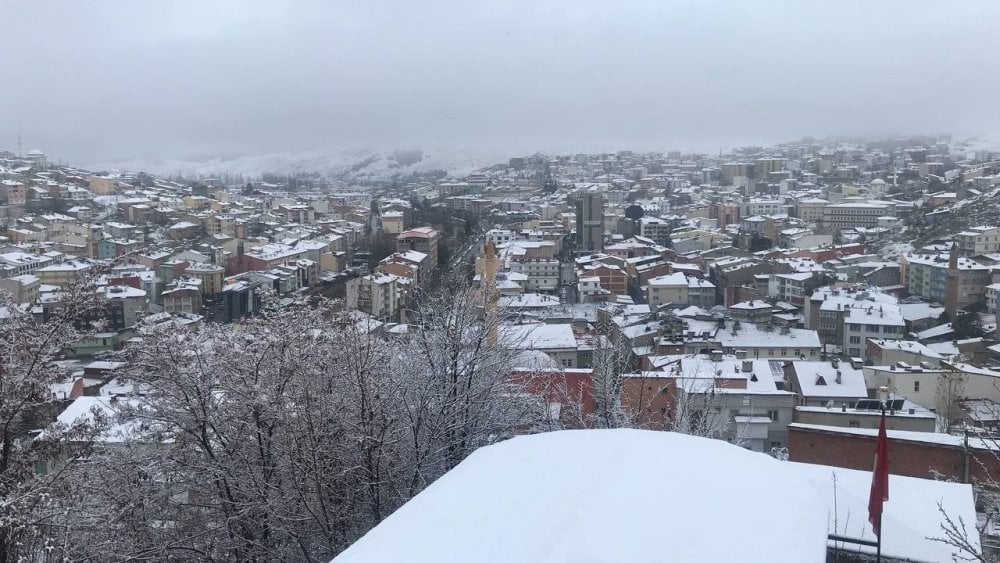 1729517484 517 Karadenizden Soguk Hava Zirai Don Uyarisi Meteoroloji'den Bayburt için soğuk ve don uyarısı
