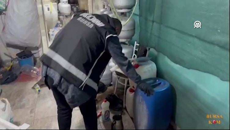 Kaçak Alkol Ele Geçirildi