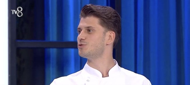 1730224570 635 MasterChefte Elenen Isim Sasirtti Hakan s-c28f37eaf5ffbf202323f2d98065e6498c7de6ad.jpg