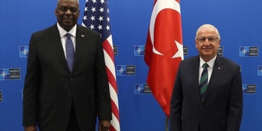 Bakan Güler ABD'li mevkidaşı Austin ile telefonda görüştü