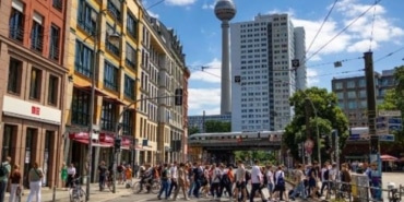 Almanya Yılda 400 Bin Göçmen İstiyor!