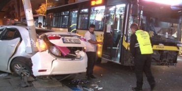 Ataşehir’de İETT otobüsü ile otomobil çarpıştı