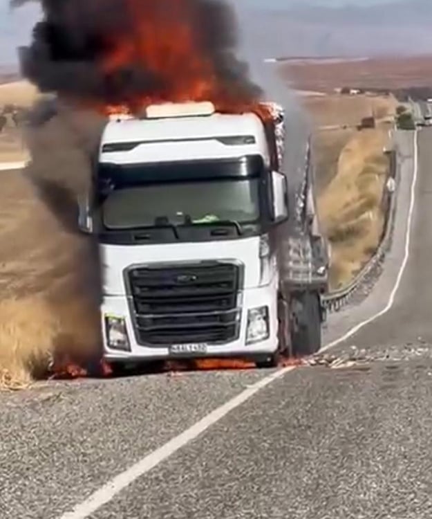 Tır yangını anı
