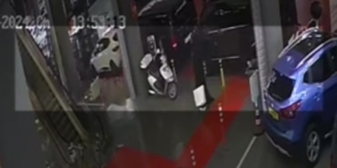 Kara çarşaflı saldırgan yurt dışına kaçarken sınırda yakalandı