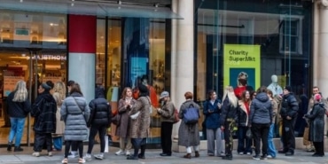 Eylülde İngiltere Perakende Satışları Beklentileri Aştı