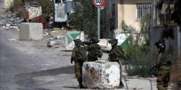 İsrail Batı Şeria'da kuşatma altına aldıkları evde bir Filistinliyi öldürdü