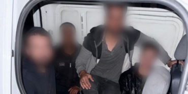 Göçmen kaçakçılarına yönelik operasyonlar sürüyor