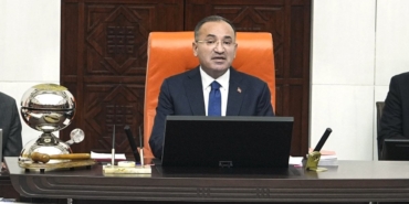 TBMM Genel Kurulu Meclis Başkanvekili Bozdağ başkanlığında toplandı