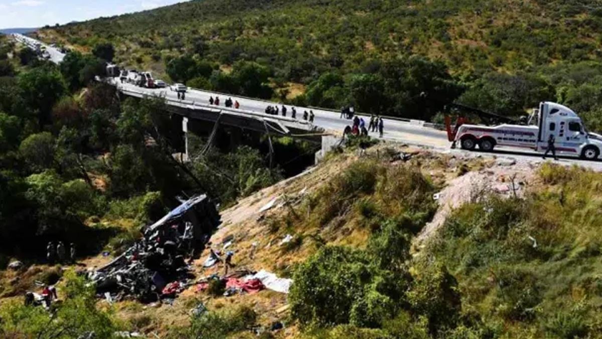 Meksika Otobüs Kazası