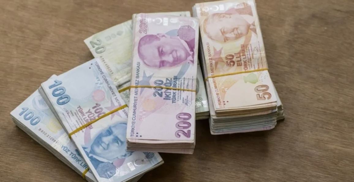 Mevduat Faizleri Artarken Ek Gelir Arayisi Sart Banka Görseli