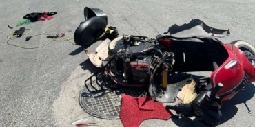 Elektrikli motosikletle otomobil çarpıştı: 1 kişi hayatını kaybetti, 1 kişi yaralandı