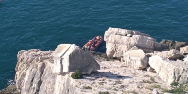 Turistleri sahil güvenlik kurtardı