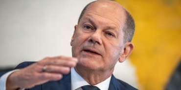 Scholz, Elektrikli Araçlar İçin Çin’le Görüşecek