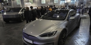 Tesla'nın Üçüncü Çeyrek Geliri ve Kârı Yükseldi