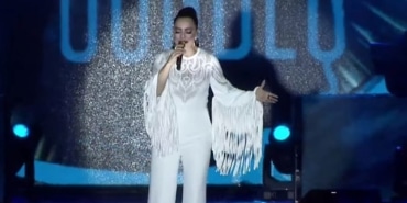 Ebru Gündeş Ankara'da 29 Ekim kutlamalarında konser verdi