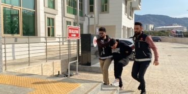 Adana'da inanılmaz olay! Uyuşturucuyu öyle bir yere sakladı ki...