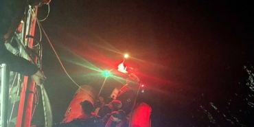 Yük gemisinde hastalandı: Sahil güvenlik yetişti