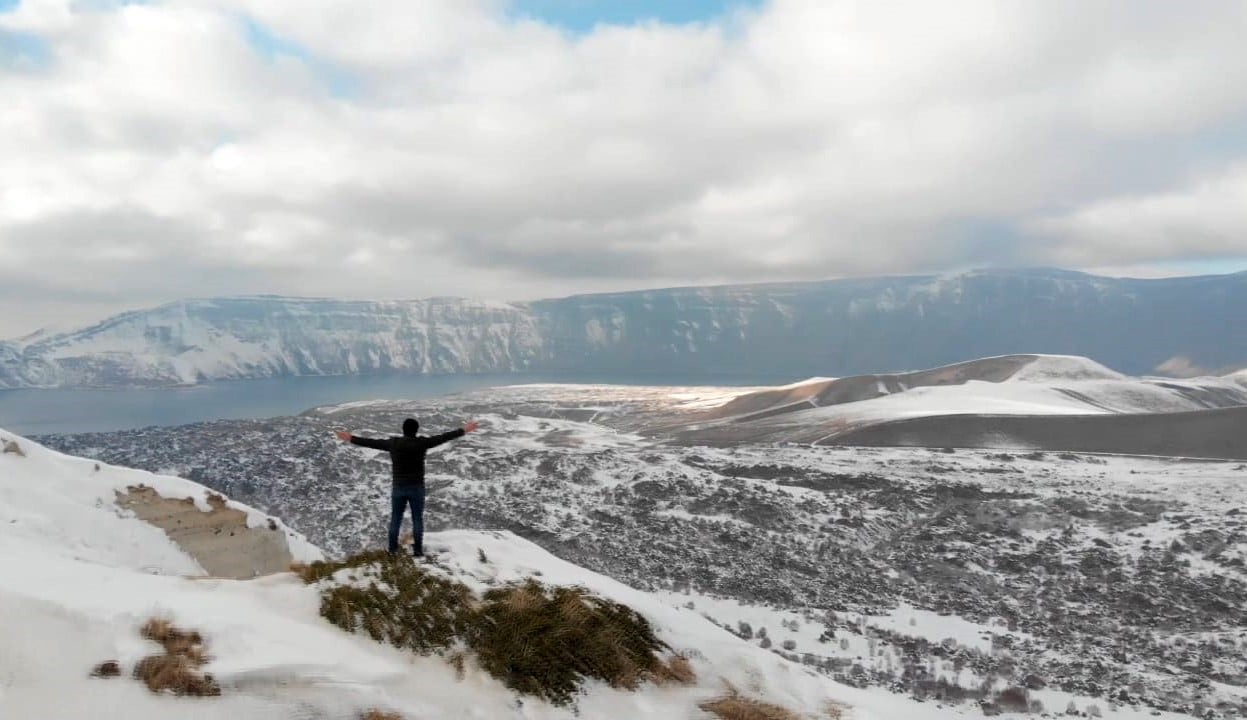 Beyaz örtüyle Nemrut Kalderası