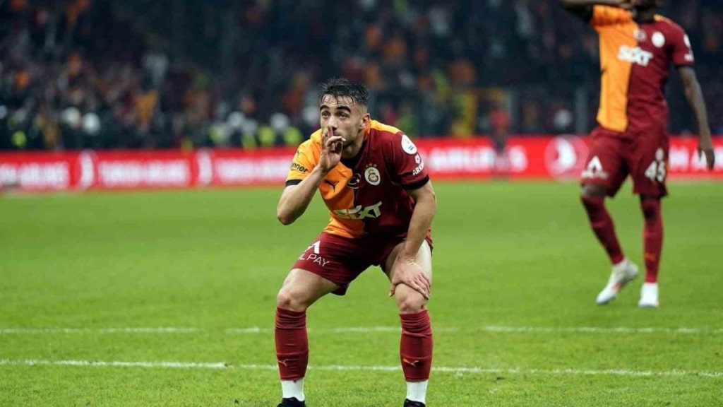 Galatasaray'ın genç yıldızı Yunus Akgün: 