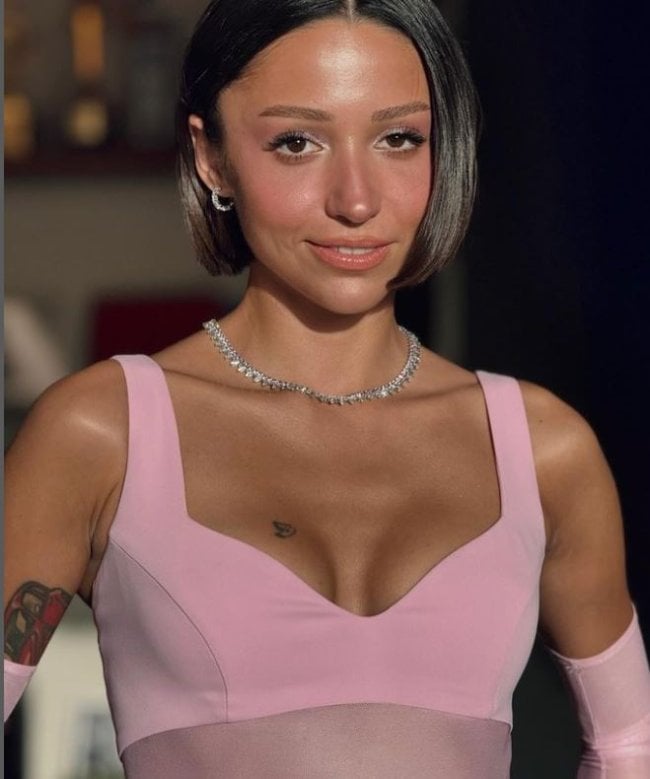 Zeynep Bastık'ın Paylaşımları