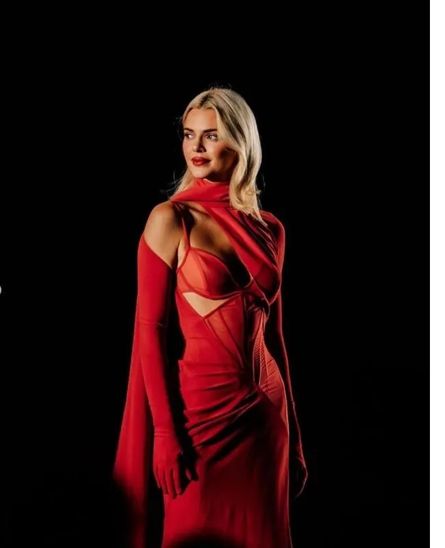 Kendall Jenner İmaj Değişikliği