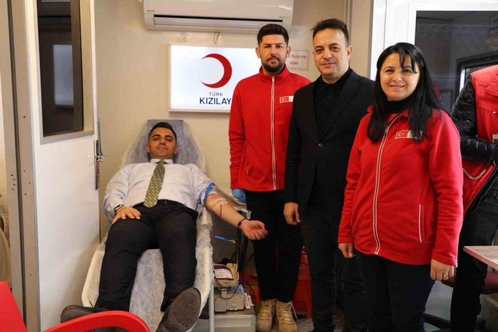1732175844 685 Erzincanda Kan Bagisi Seferberligi Basladi Kan Bağışı Kampanyası