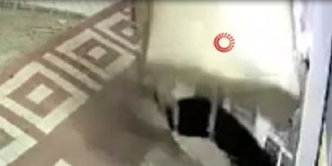 Çadır uçurtma gibi uçtu