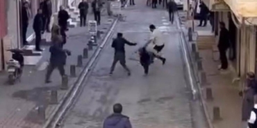 Mardin’de sokak ortasında sopalı kavga! 4 kişi yaralandı