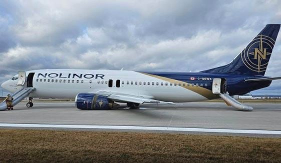 1732989576 294 Kanadada Ucak Acil Inis Yapti Yolcular Sag Salim Olay Yeri