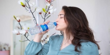 Aç Karnına Su İçmek: Faydaları ve Dikkat Edilmesi Gerekenler!