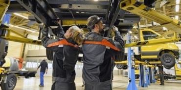 Almanya'da Sanayi Üretimi Beklentileri Aştı