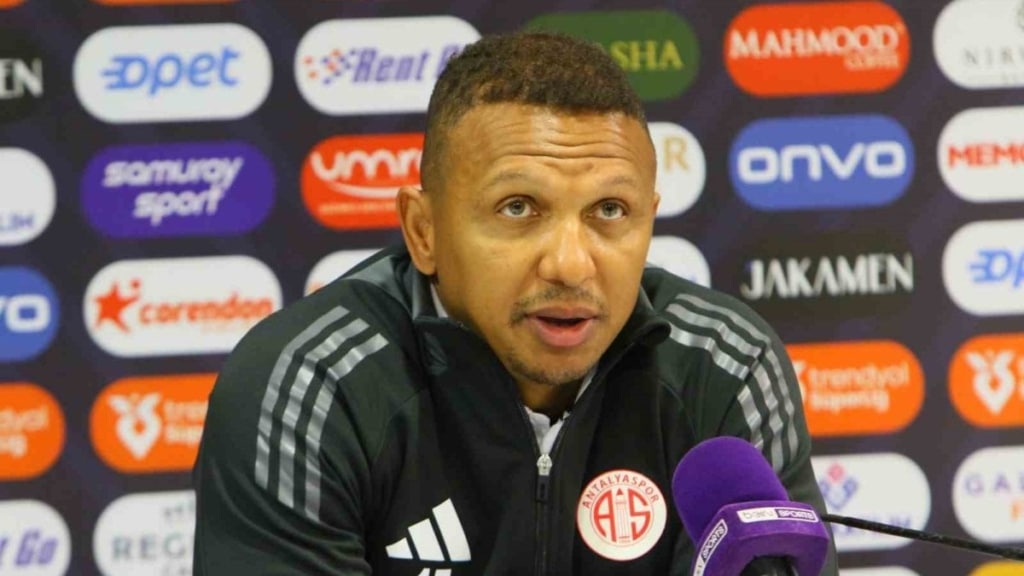 Antalyaspor Teknik Sorumlusu Mehmet Aurelio: 