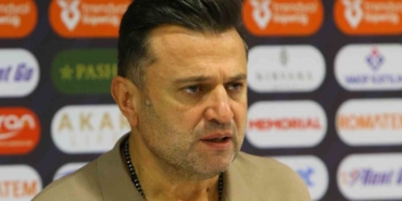 Sivasspor Teknik Direktörü Bülent Uygun: "Bireysel hatalar ve seyirci baskısı mağlubiyeti getirdi"