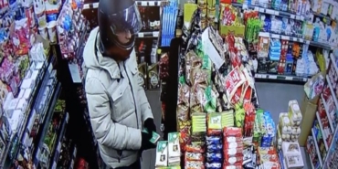 Dubai çikolatası çaldı özür diledi