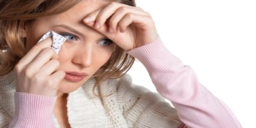 Göz Seğirmesi: Dikkat Edilmesi Gereken Belirtiler!