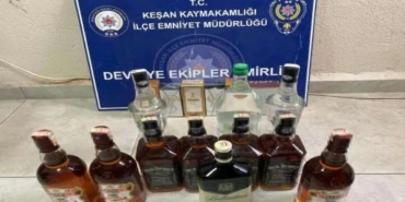 Keşan’da gümrük kaçağı içki ile parfüm ele geçirildi