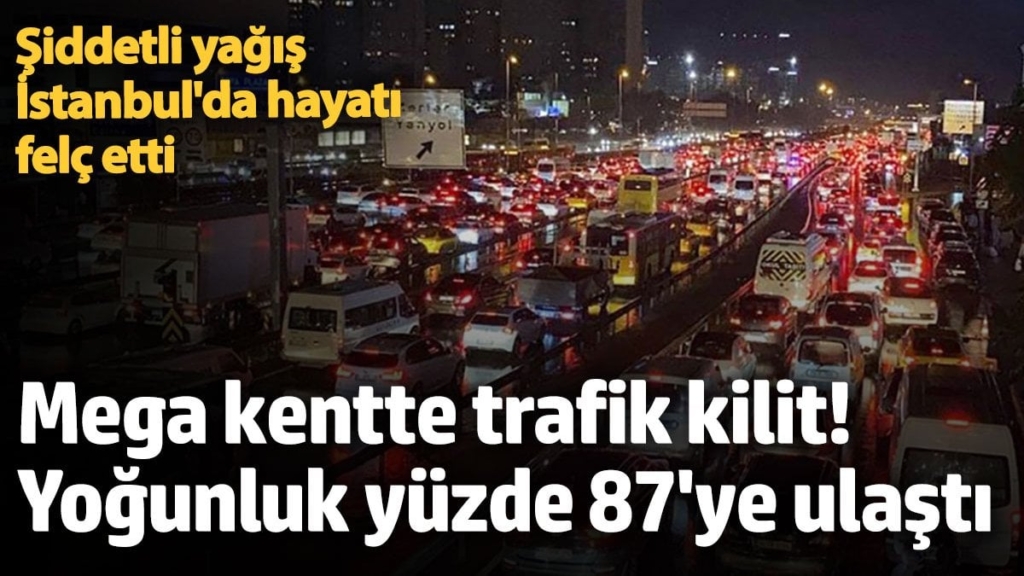 İstanbul'da trafik felç oldu. Önce şiddetli yağmur sonra Avrasya Tüneli'nde yangın