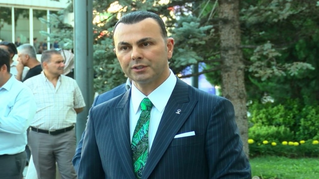 İYİ Parti'den AK Parti'ye geçen vekil: 