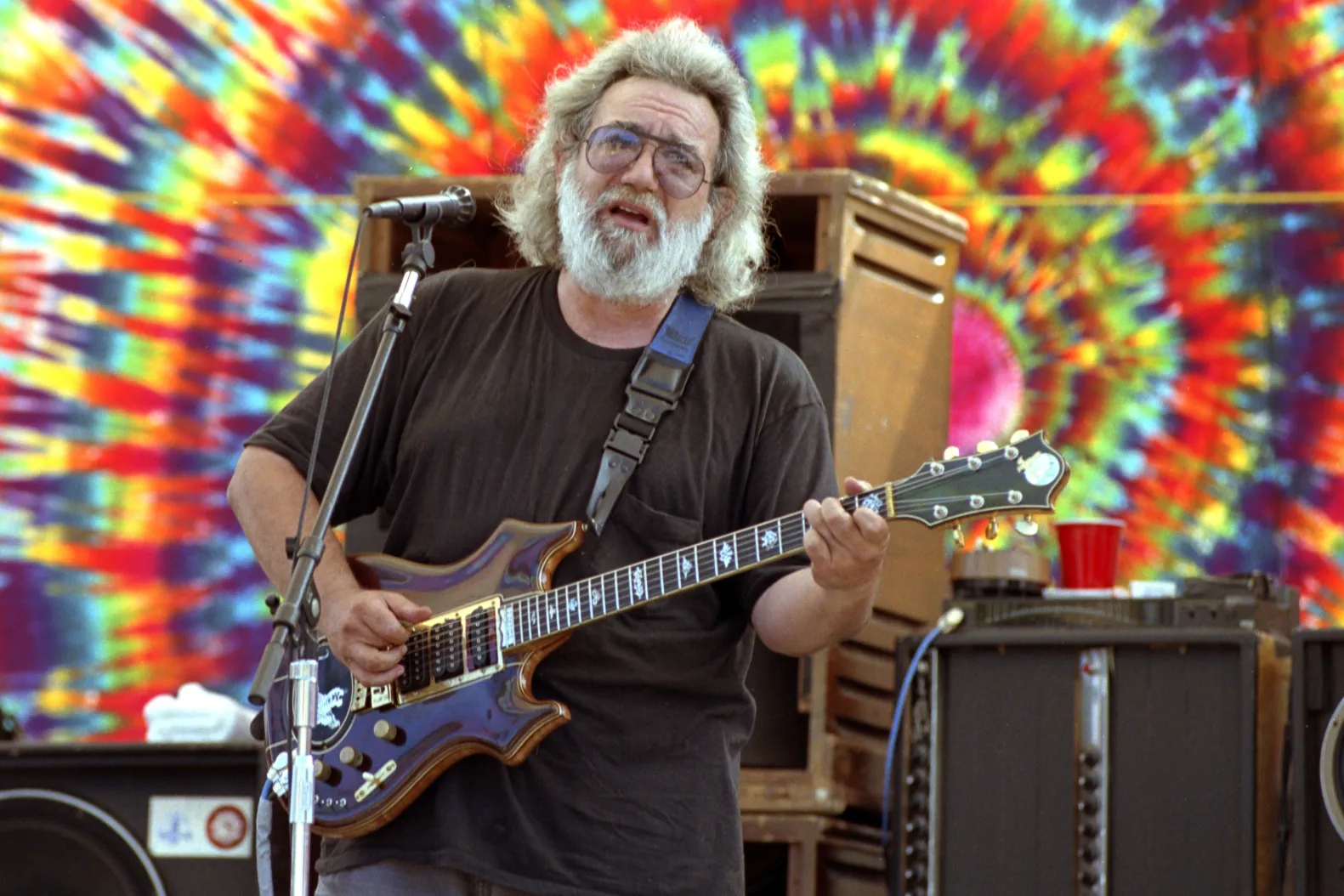 Jerry Garcia Yapay Zeka ile Dijital Geri Donus.webp Dijital Deneyim