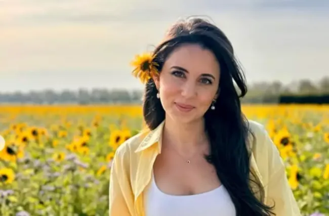 Karsu Donmezden Bebek Mujdesi ve Gulumseten Video.webp pol.webp