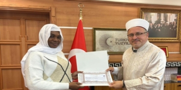 Kolombiya'dan geldi Müslüman oldu