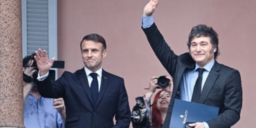 Fransa Cumhurbaşkanı Macron Arjantin Devlet Başkanı Milei ile görüştü