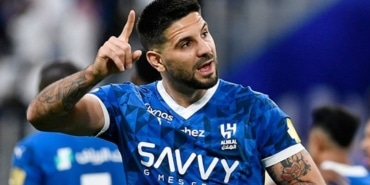 Fenerbahçe’nin gündemindeki Mitrovic için flaş hamle